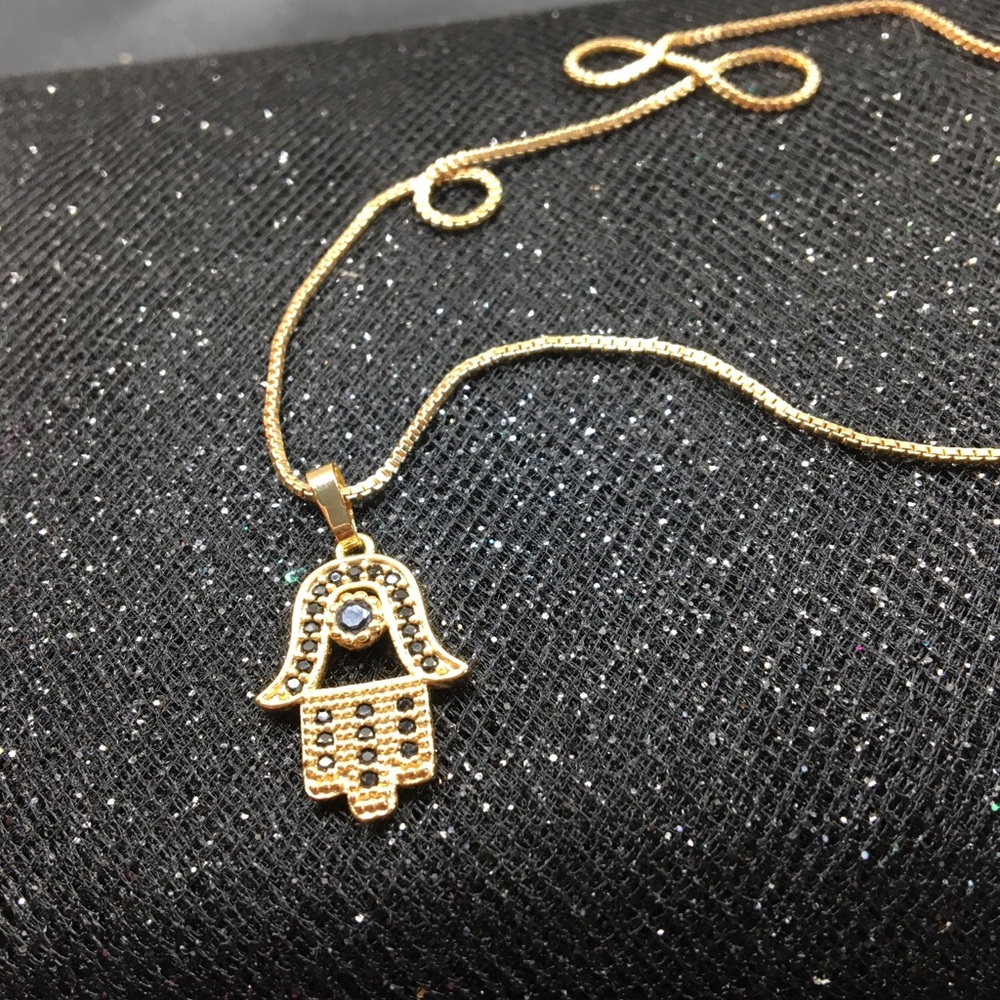 18k Gold Filled Hamsa Necklace